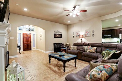 703 Weisinger Dr, Magnolia, TX 77354 - photo 6