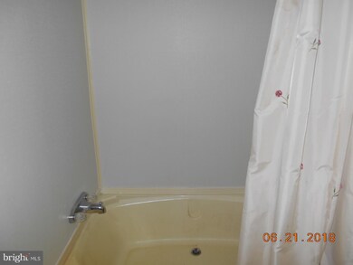 121 Rock Oak Rd, Rio, WV 26755 - photo 3