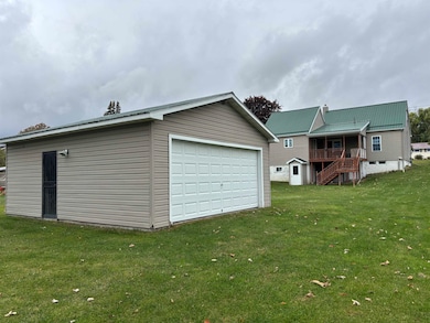 201 E Hatfield St, Massena, NY 13662 - photo 5