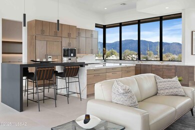 Commanding Moutain views