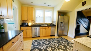 unlisted-address, Everett, WA 98201 - photo 3