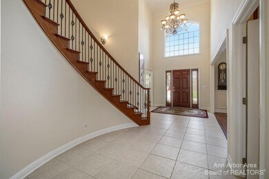 6301 Golden Ln, West Bloomfield, MI 48322 - photo 2