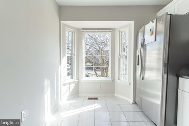 12033 Crimson Ln, Silver Spring, MD 20904 - photo 4