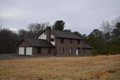 555 W 10th St, Jim Thorpe, PA 18229 - photo 6