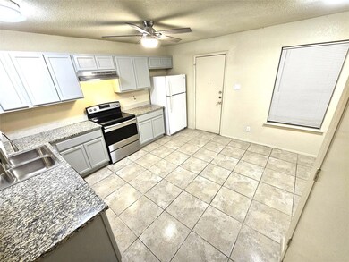 Newlly remodeled kitchen with lots of newly instal