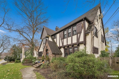 54 Joyce Rd, Tenafly, NJ 07670 - photo 2