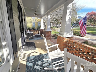 4091 Principal Cir NW, Conover, NC 28613 - photo 2