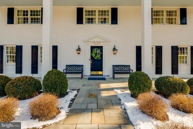 2407 Ravenview Rd, Lutherville Timonium, MD 21093 - photo 4