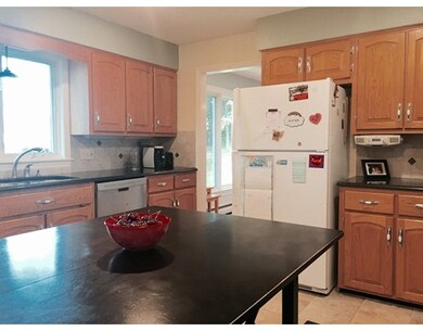 10 Frost Ln, Hadley, MA 01035 - photo 4