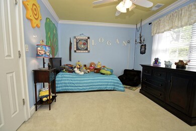 612 S Washington St, Elmhurst, IL 60126 - photo 2