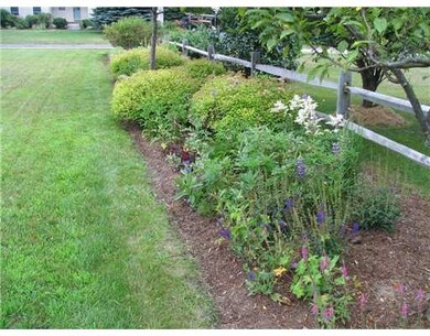 35 Fieldstone Dr, Yarmouth, ME 04096 - photo 5