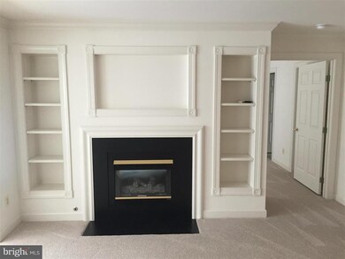 9224 Cardinal Forest Ln unit 9224B, Lorton, VA 22079 - photo 2