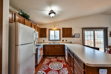 614 8th St W, Park Rapids, MN 56470 - photo 4