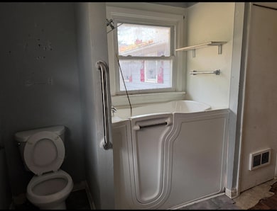 1260 Gilbert St, Flint, MI 48532 - photo 5