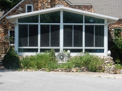 806 NW A St, Bentonville, AR 72712 - photo 4