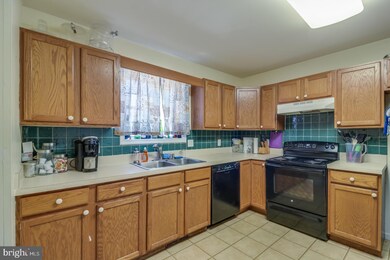 135 East St, Harrington, DE 19952 - photo 5