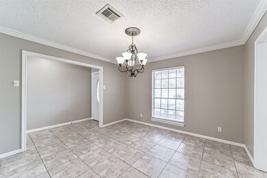 8906 Landwood Dr, Houston, TX 77040 - photo 3