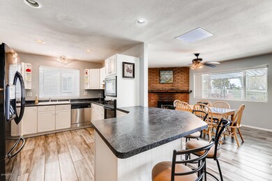 10510 W Mission Ln unit 7, Sun City, AZ 85351 - photo 6