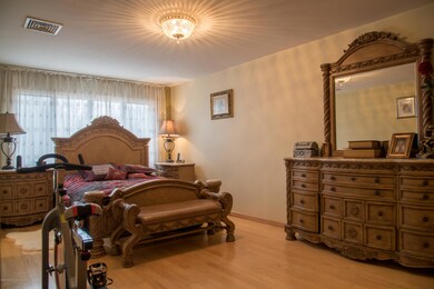 31 Currie Ave, Staten Island, NY 10306 - photo 7