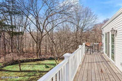 320 Cognewaugh Rd, Cos Cob, CT 06807 - photo 4