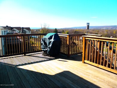 81 Mara Ln, Wilkes Barre, PA 18702 - photo 5