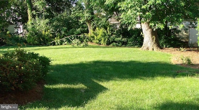 6613 Chesterfield Ave, McLean, VA 22101 - photo 2