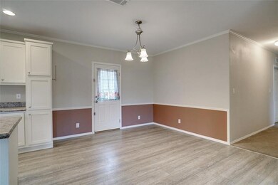 192 Northwoods Ct, Azle, TX 76020 - photo 5