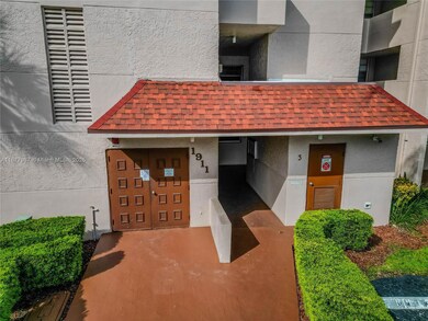 1911 Sabal Palm Dr unit 105, Davie, FL 33324 - photo 3