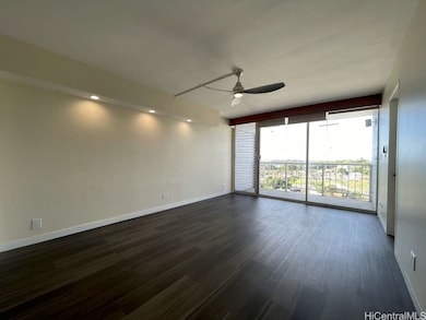 99-60 Kauhale St unit 704, Aiea, HI 96701 - photo 2