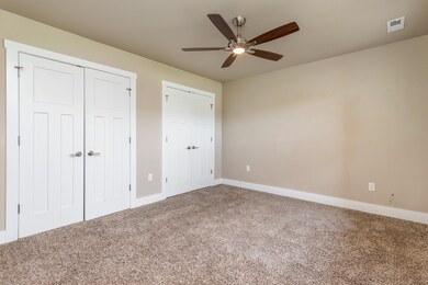 graphicbee04-1104CheyenneDr-Nevada