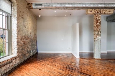 401 E 4th St unit 302, Winston Salem, NC 27101 - photo 5