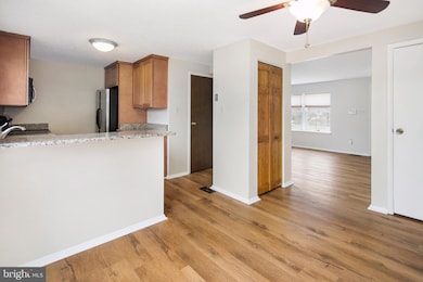 19307 Midridge Rd, Germantown, MD 20876 - photo 7