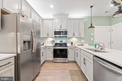 2738 Duvall Ridge Rd unit 452, Hyattsville, MD 20785 - photo 5