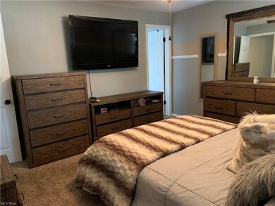 2158 Rockefeller Rd, Wickliffe, OH 44092 - photo 7