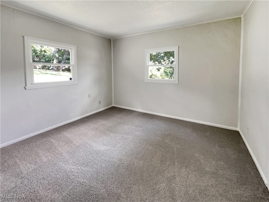 1202 Clifton Ave, Akron, OH 44310 - photo 5