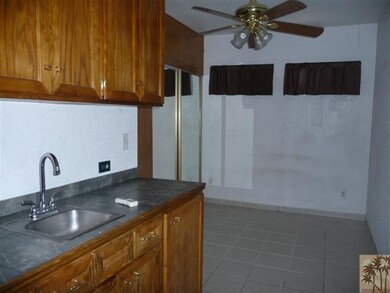 69464 Ashley Ct, Cathedral City, CA 92234 - photo 4