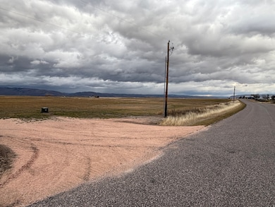 590 Lanark Rd unit 4, Montpelier, ID 83254 - photo 3