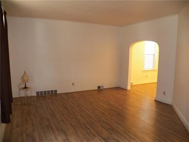 155 Jefferson Ave, Vandergrift, PA 15690 - photo 7