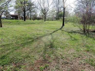 222 E Edison Dr unit 806, Statesville, NC 28625 - photo 7