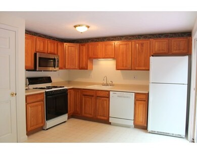 63 Pinecrest Village unit 63, Hopkinton, MA 01748 - photo 4