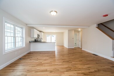 15 Peabody Ave unit A, Dracut, MA 01826 - photo 4