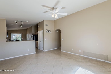2072 W Double Eagle Dr, Tucson, AZ 85737 - photo 5