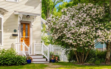 34 Pearl St, Camden, ME 04843 - photo 5