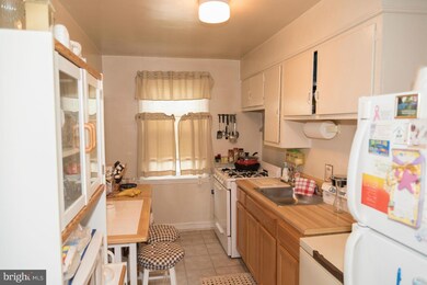 5727 Simmonds Ave, Baltimore, MD 21215 - photo 2