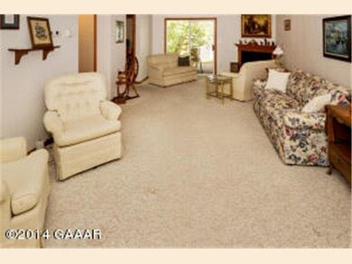 572 W Lake Cowdry Rd NW unit NW, Alexandria, MN 56308 - photo 6