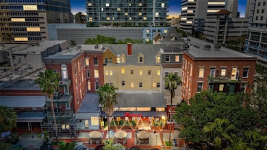 215 Central Ave unit 4F, Saint Petersburg, FL 33701 - photo 2