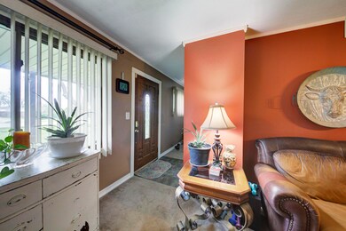 2019 Garden Ct front door 1