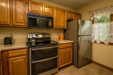160 Northbrook Cir unit 88, Conway, NH 03860 - photo 4