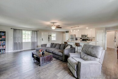 9 S Lakeview, Kiefer, OK 74041 - photo 6