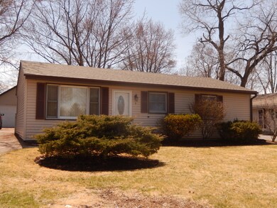 6 Hunters Path, Lake In the Hills, IL 60156 - photo 5